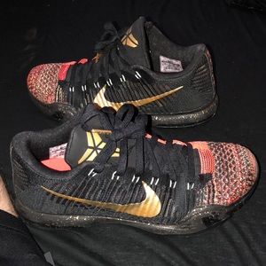 Kobe 10 elite Christmas.